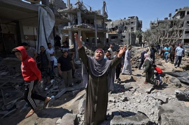 #Gazze 
Allah'ım  zalimleri sana şikayet ediyoruz.
Allah'ım  zalimleri sana şikayet ediyoruz.
Allah'ım  zalimleri sana şikayet ediyoruz.

#KudüseBayramGelsin