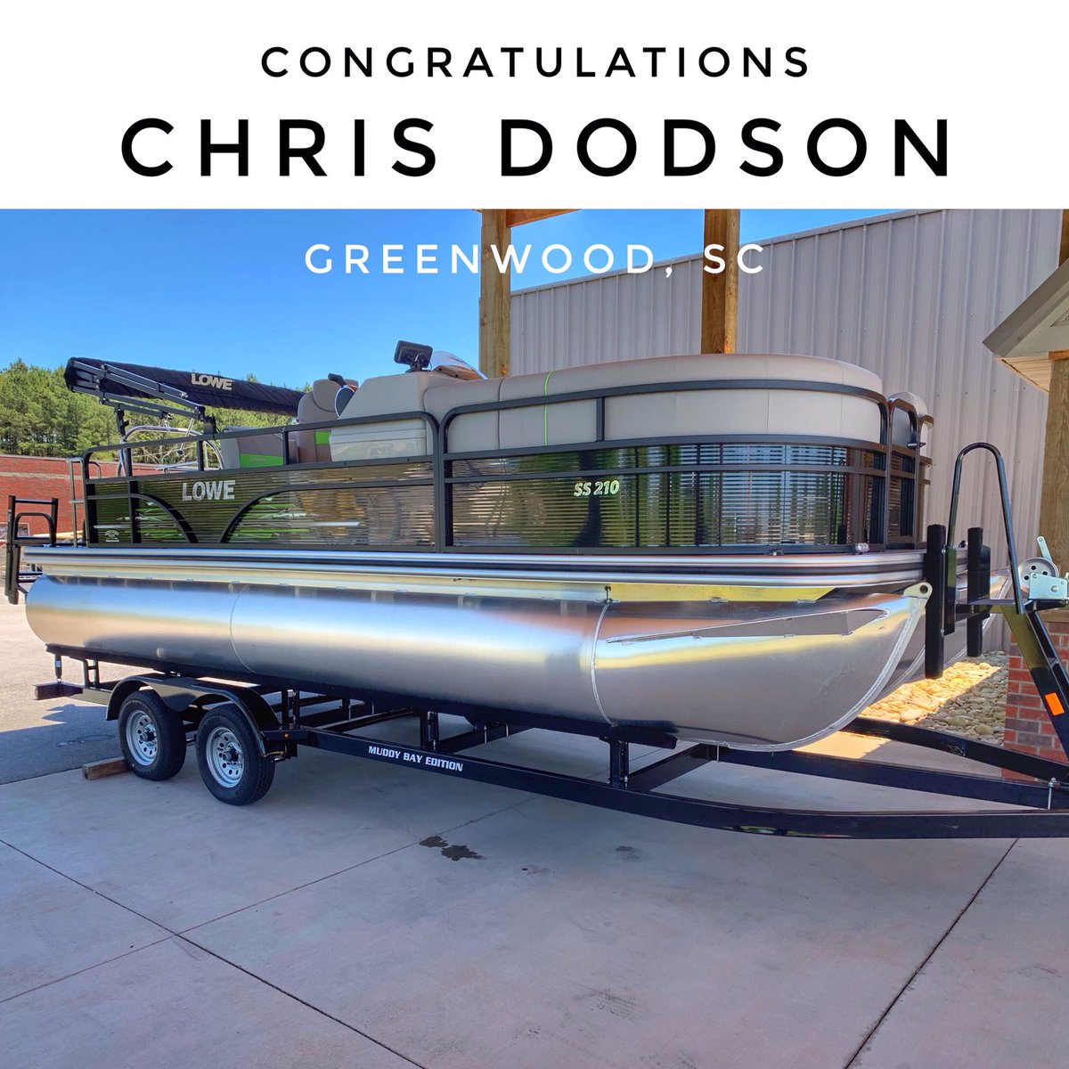 MuddyBayMarine's tweet photo. Chris Dodson of Greenwood, SC with his new LOWE® SS210 with the fast MERCURY® Four-Stroke. The Dodsons are officially summertime fun ready! Thanks for letting MUDDY BAY® be a part of it!  #letstakeitoutside 💦
#muddybay
#duckmark 
#muddybaymarine 
#muddybayoutfitters 
#marshtide https://t.co/TcEtNY7vrW