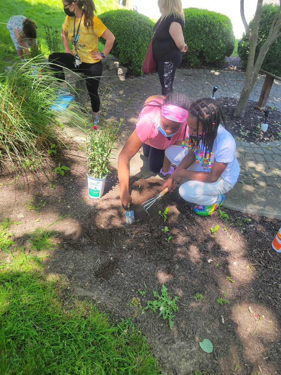 Thomas Sharp Elementary School PTA tweet media