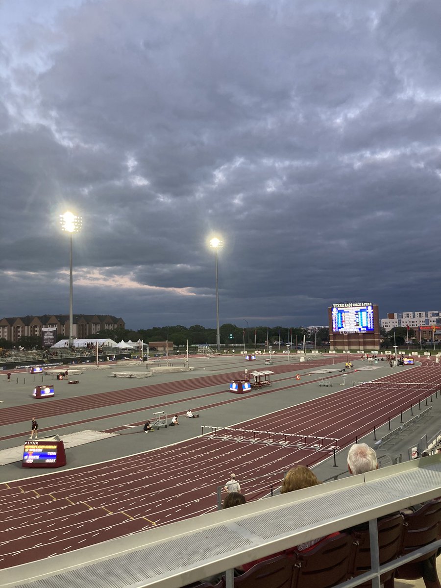 Had a great track &amp; field visit at Texas A&amp;M University! <a href="/aggietfxc/">Texas A&M Track & Field/Cross Country</a> <a href="/james_sbrady/">Sean</a> #GigEm