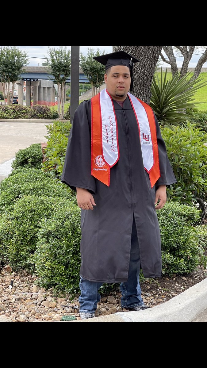 rlmarshall3's tweet photo. OFFICIALLY DONE!!!
Lamar University Graduate.  ✅
B.S. Industrial Engineering .  ✅
Highly Favored &amp; Blessed🙏🏼✅
      BLACK EXCELLENCE!!!
Long Live My Great-Granny Bernice. I did this for you baby 💔🙏🏼🙏🏼🙏🏼 https://t.co/RxFY7ybIMp