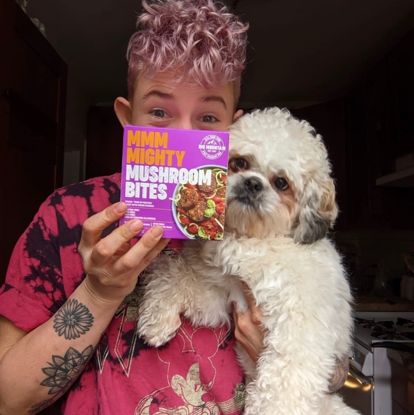 MMM it's the mighty mushroom bites! Even your furry friend will love them. 😘

Add some extra “MMM” to your favorite bowls, wraps, and sliders with these hearty mushroom bites.