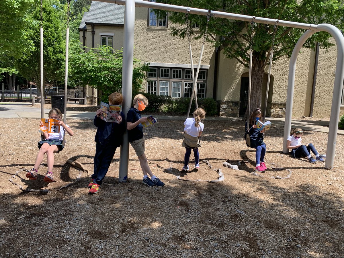 “Miss Walker, take a picture of us while we’re reading!” (two people totally staged themselves and I bet you can guess which ones they were 😂) #trinitylearns