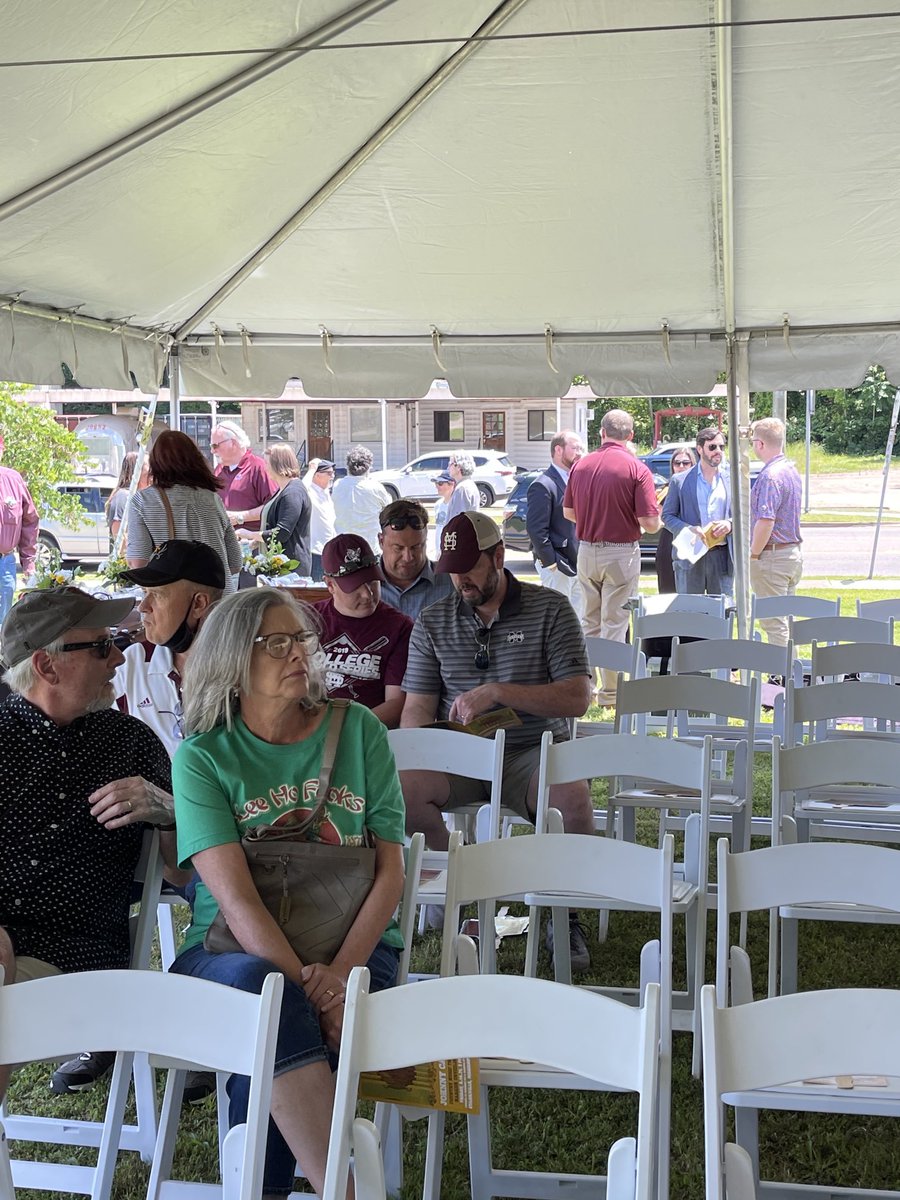 lynn_spruill's tweet photo. The Johnny Cash country music trail marker presentation. That puts Starkville on the distinguished MS trail of country music. https://t.co/4dpHDJ2fRm