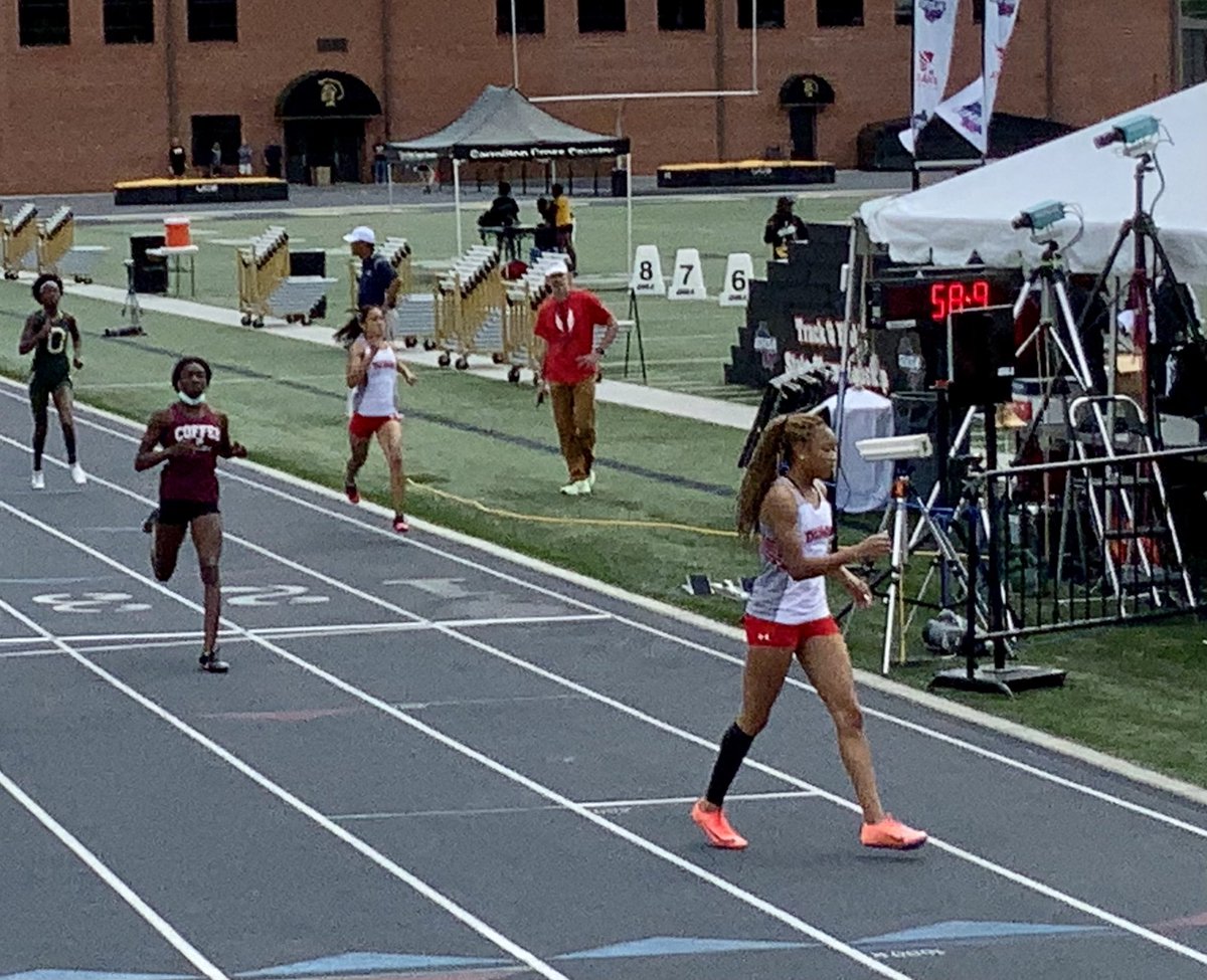 coffee_trojan's tweet photo. Co 2024 Ja’Maria Harvey claimed a spot in the finals tomorrow in the Girls 400m Dash with 58.74 seconds. Happy Birthday to the young lady also.#400dash #Co2024 https://t.co/68Rw2SYaFD