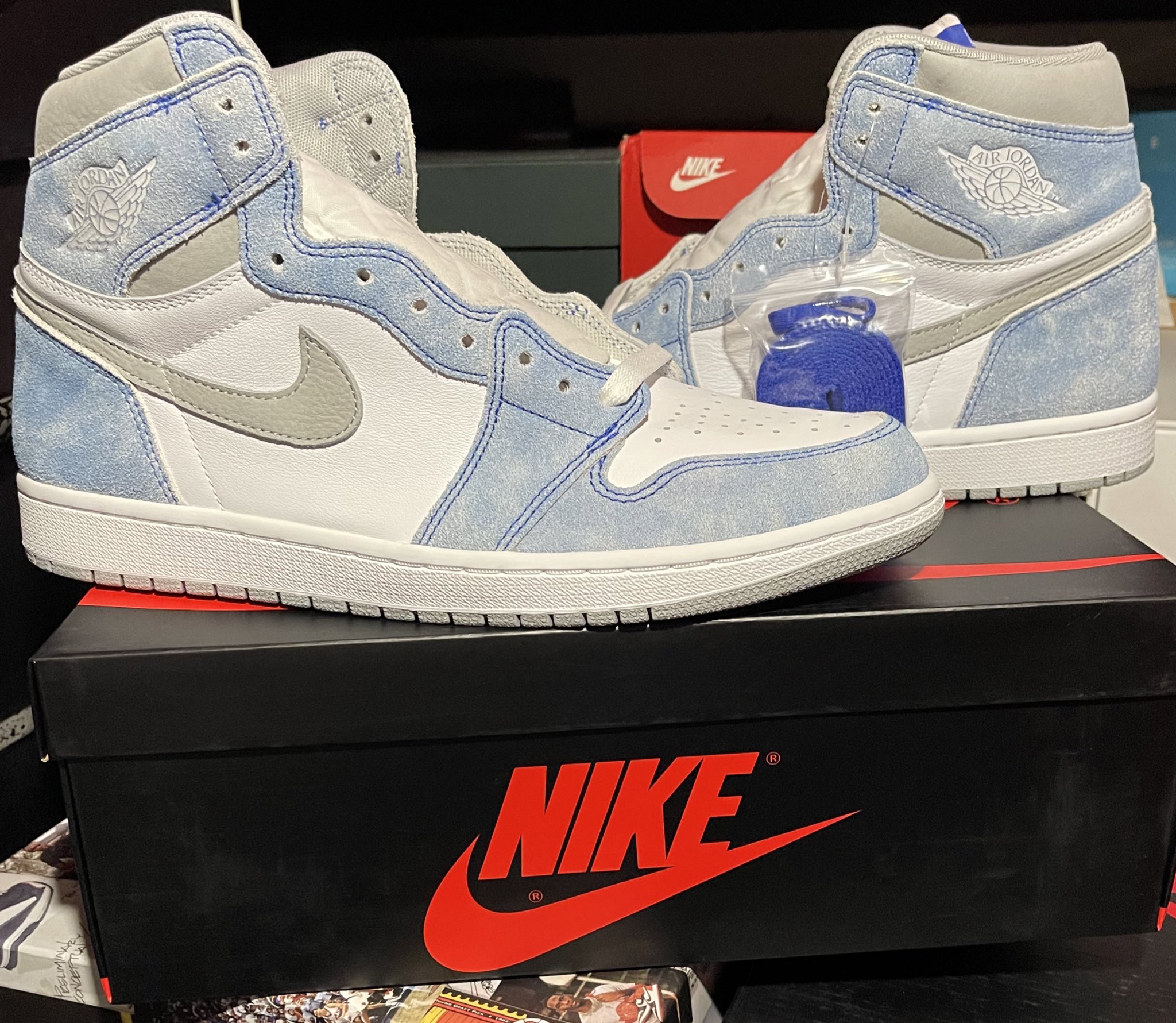 Nike Air Jordan 1 Hyper Royals Nike Air 