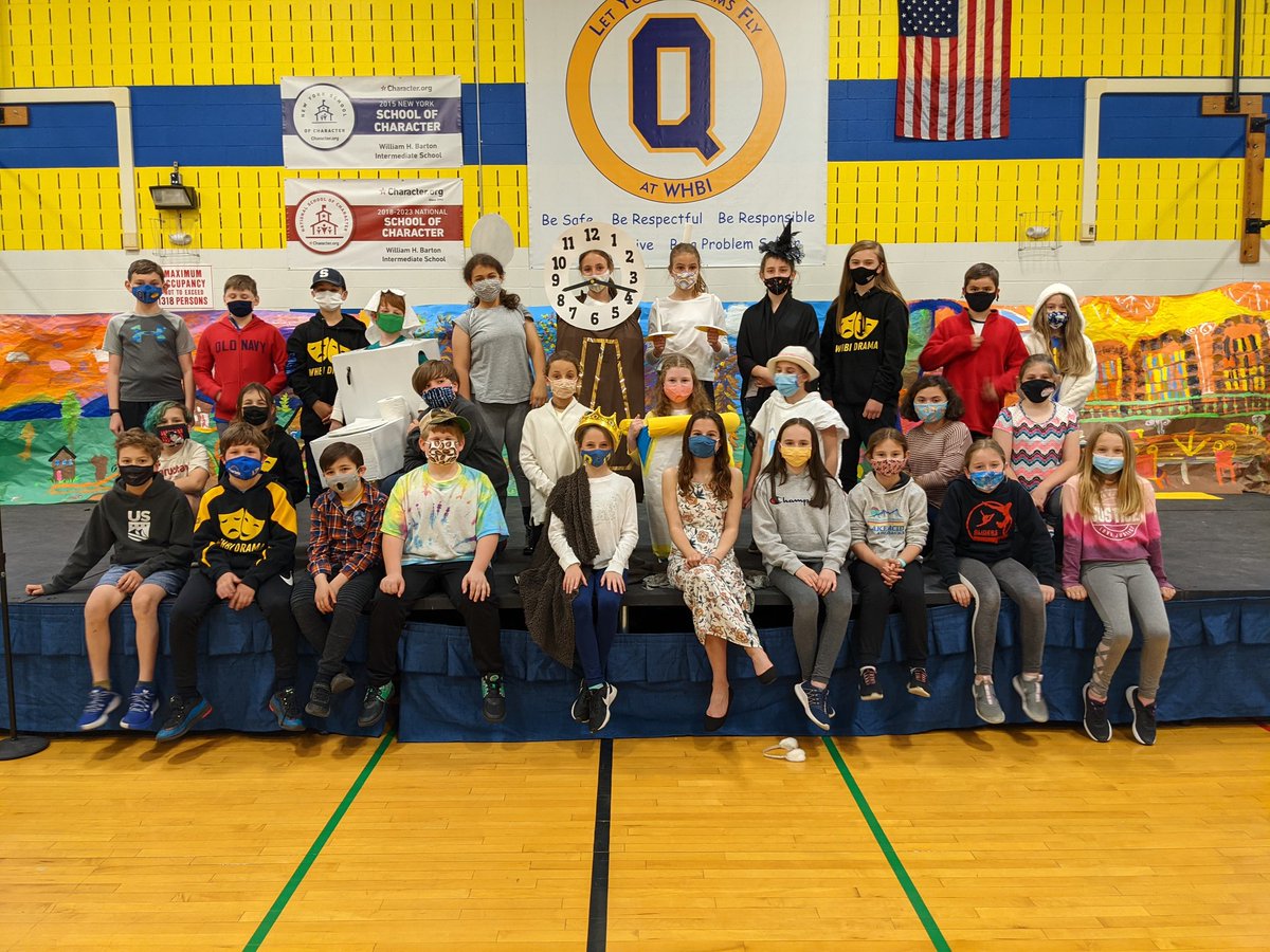 whbilibrary's tweet photo. Another amazing job by WHBI Drama Club this week! So proud of the cast and crew of Belle and That Beast Guy! #spartatude #dramaclub https://t.co/tTX4soSkdF