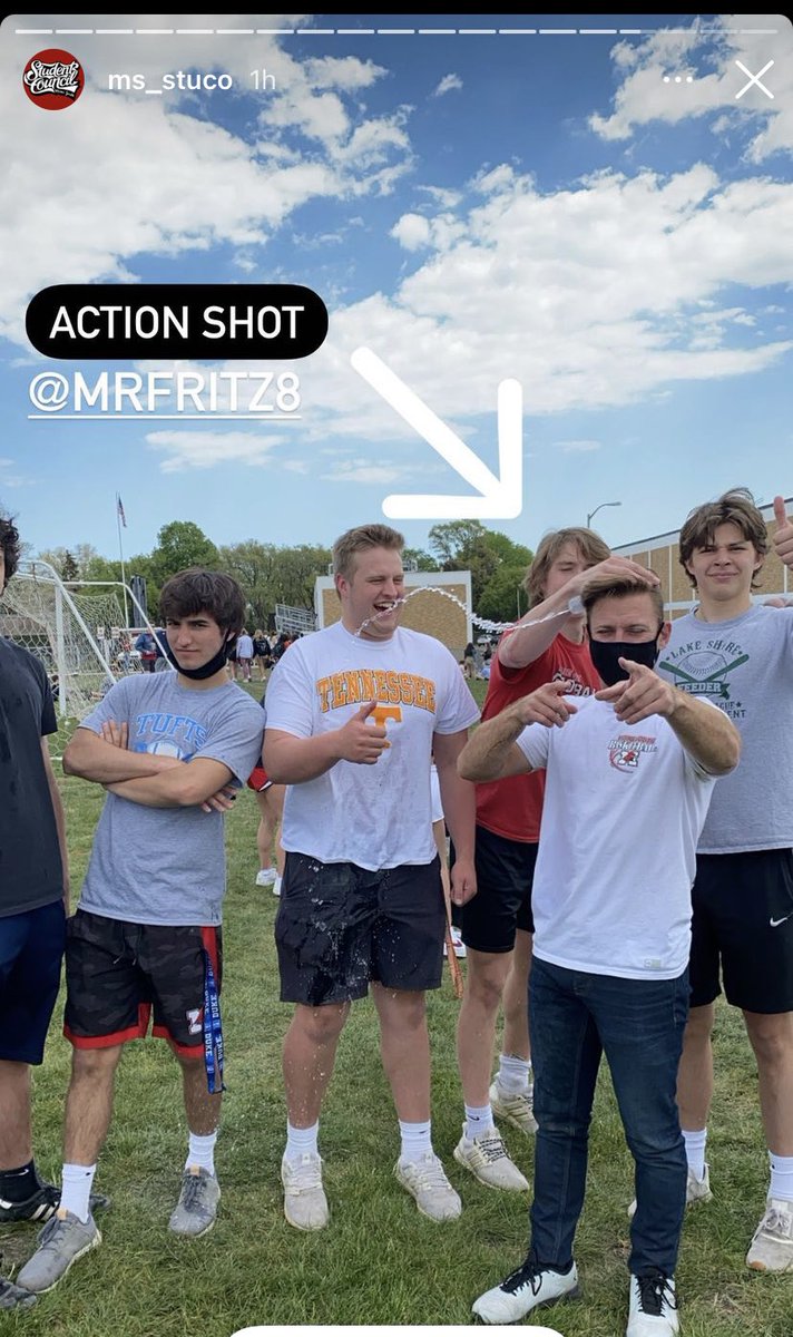 MrFritz8's tweet image. Today was fun #seniors2021 #hawkfest #mshawks