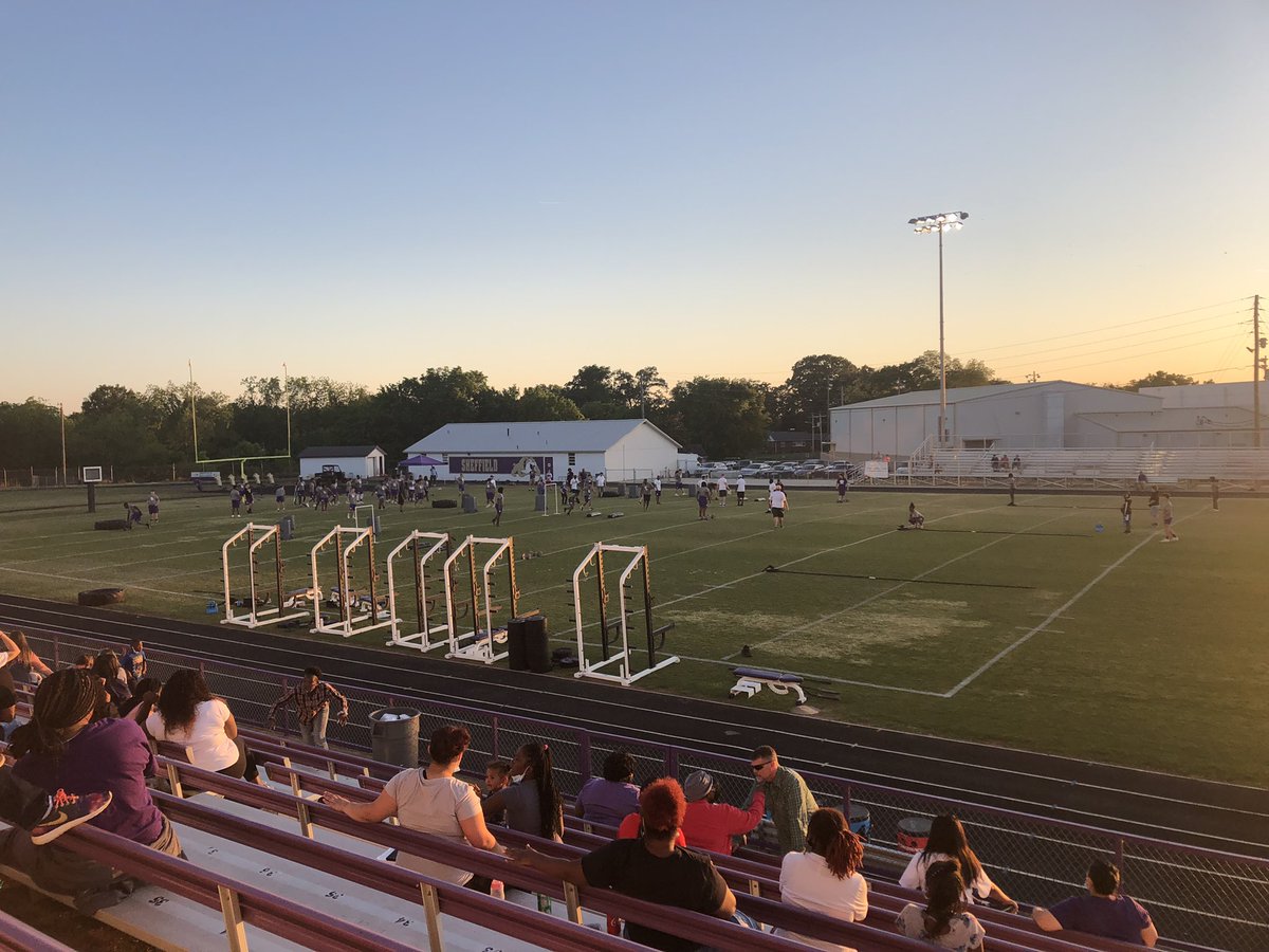 Great night for some BBQ, fish and football @SHSBulldogs_