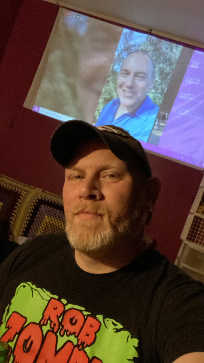 TheKindBuddy's tweet image. Got the setup ready for the #311StreamSystem