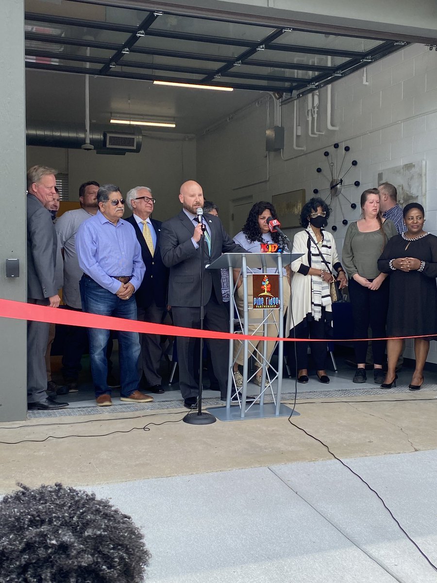 PSI_WU_TECH's tweet image. Today was the ribbon cutting of the new THA Empowerment Center!