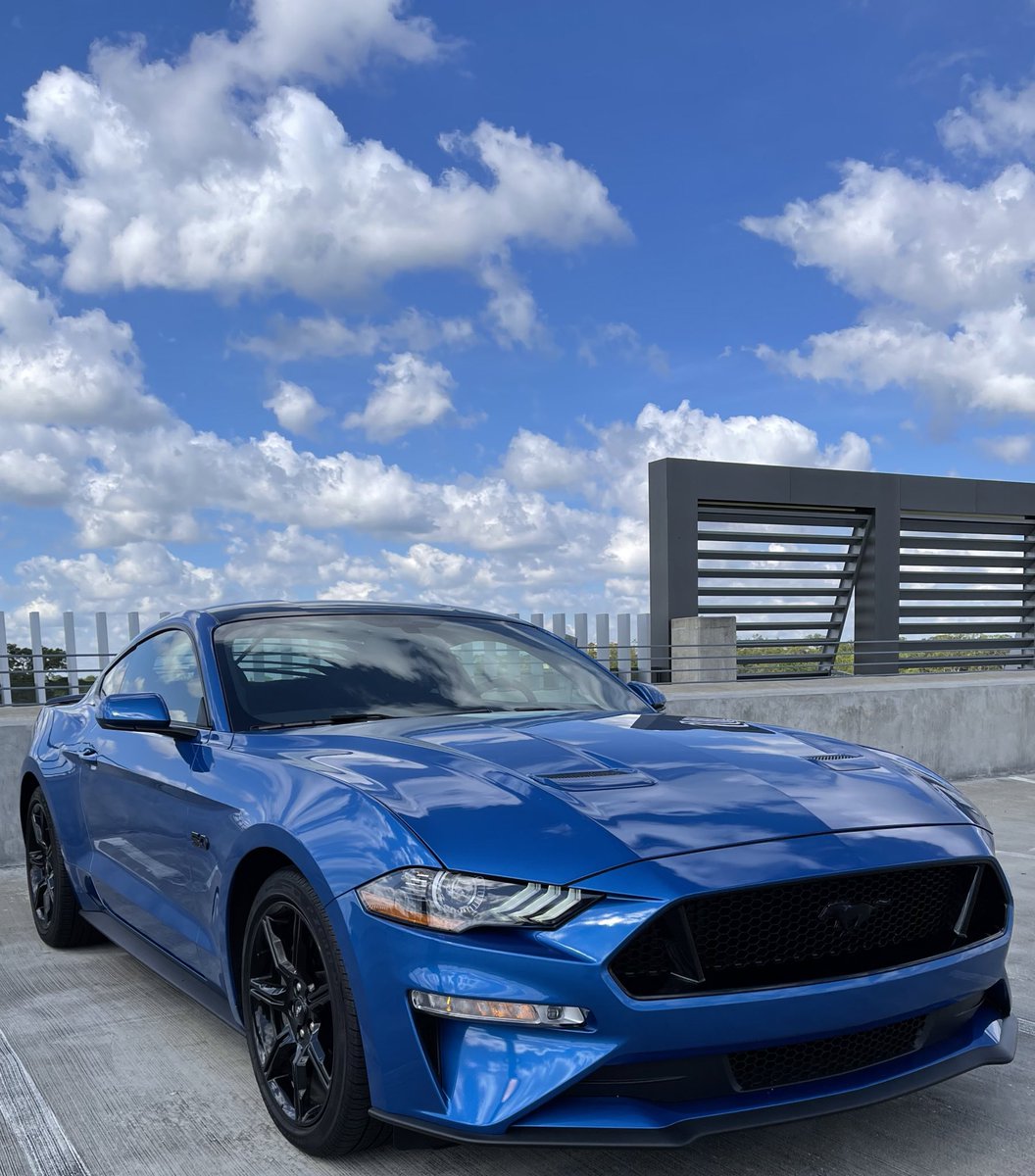 LisaWebster_'s tweet photo. @FordMustang 💙 https://t.co/pYHzez31tB