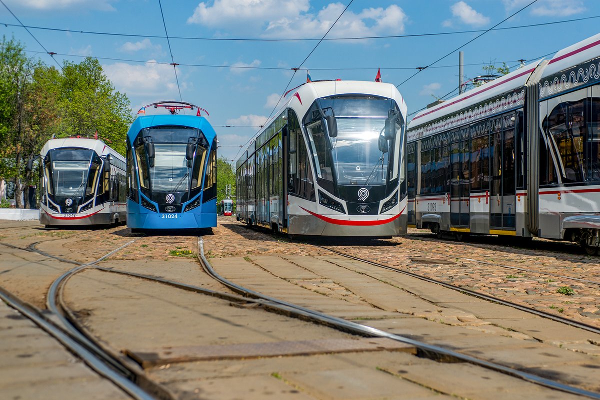 gorposmos's tweet image. 178 км трамвайных линий планируется построить в Троицком и Новомосковском округах (ТиНАО) к 2035 году.