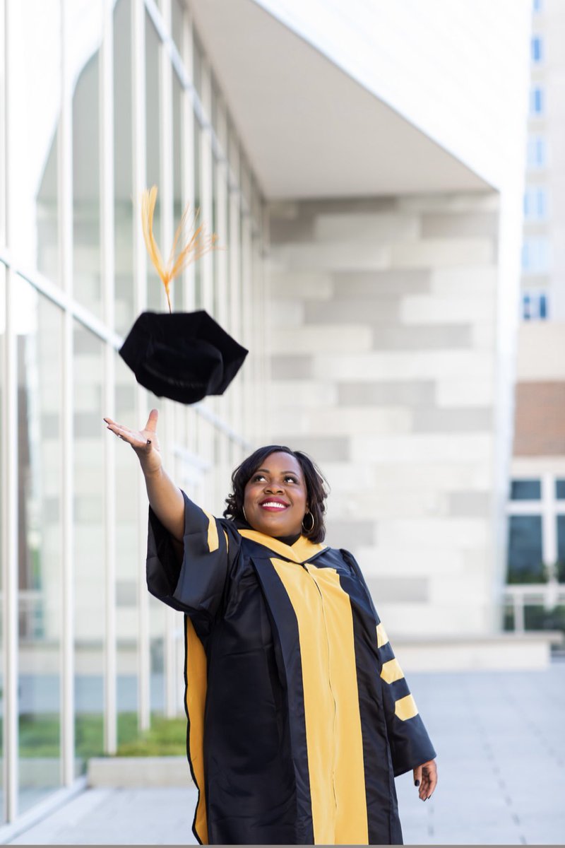NpTrauma's tweet photo. DNP graduate! @VCUNursing  #VCUSON #DNP #Classof2021 https://t.co/DIwHaNSFJq