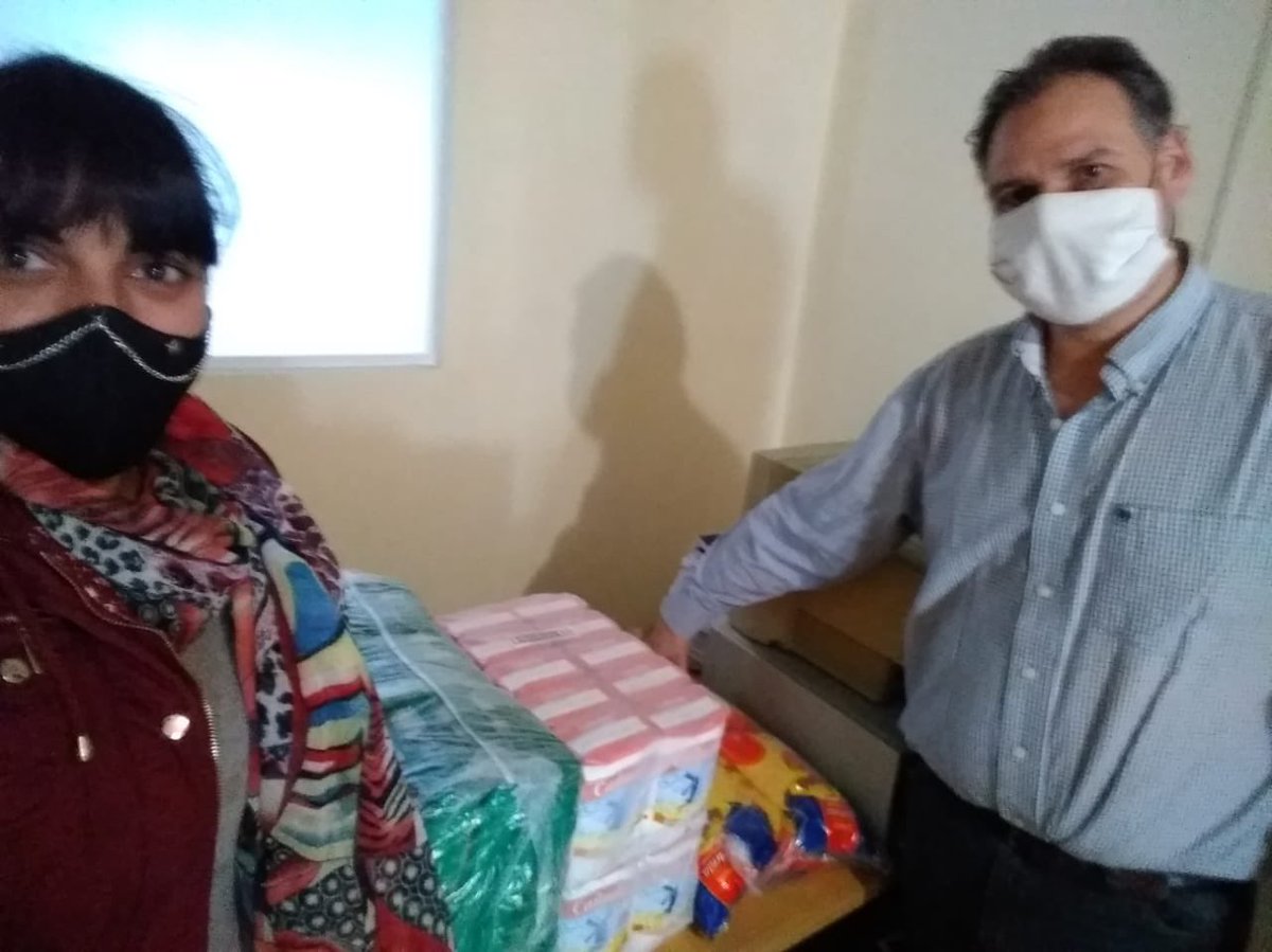 Pablokosiner's tweet photo. Acompañamos a Milagros en su campaña solidaria para El Quebrachal-Salta. #Solidaridad #Juntos #PorSalta. https://t.co/2ZN9NhAtQD