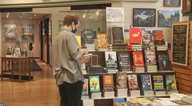 Emily Blume tweet media