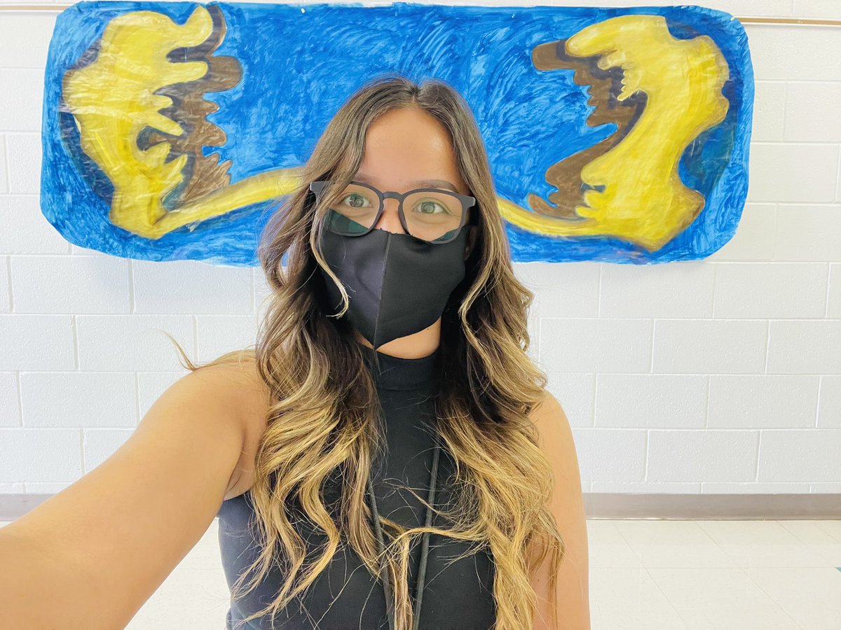 mbalderrama_jds's tweet photo. Show me your moose pride 🦌 🥳 amazing piece of art by @ASaucedo_MMS #moosepride https://t.co/TBphpAskFZ