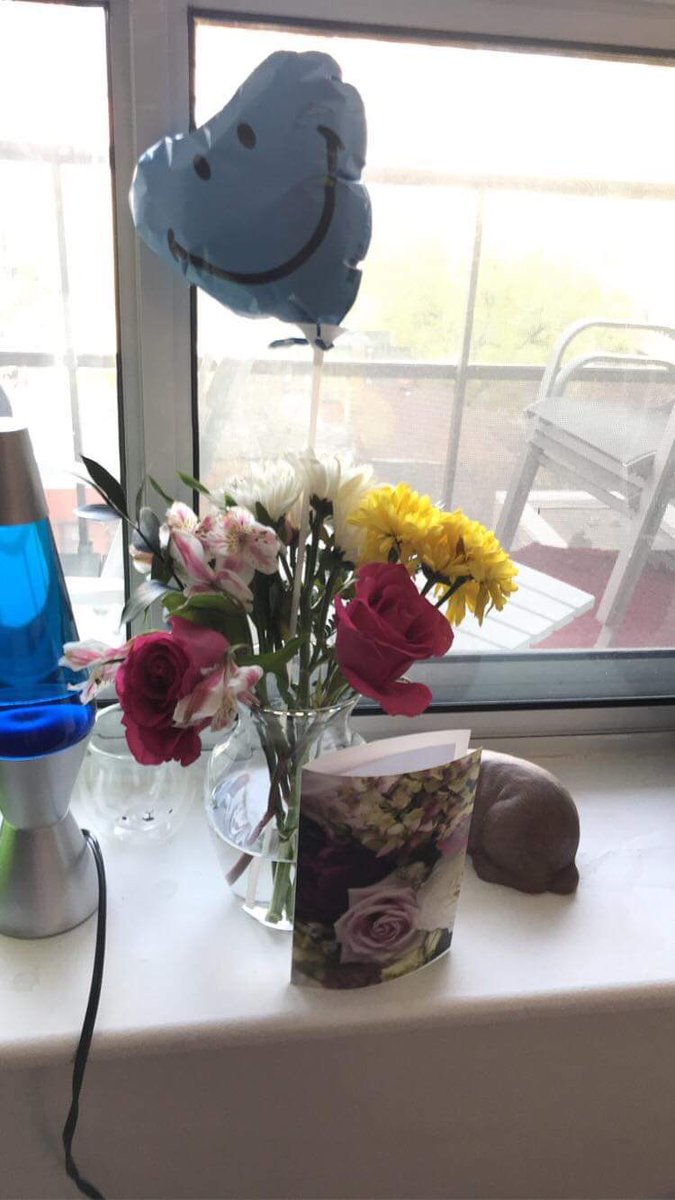 beachboy1957's tweet photo. @bewarebloomex What I ordered and what was delivered.😡 https://t.co/deUHuu27x0