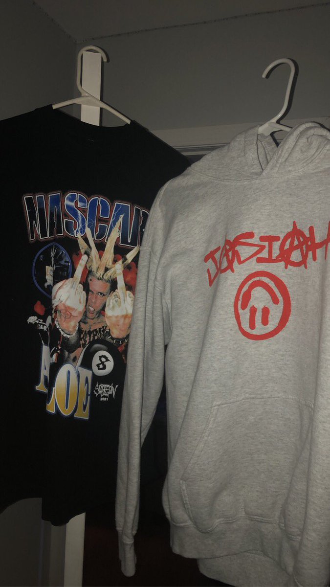 masonnn6's tweet photo. got the @nascaraloe shirt w/ the @PHREEJASIAH hoodie🤘🏻🔥 https://t.co/cB9hQrIjT1