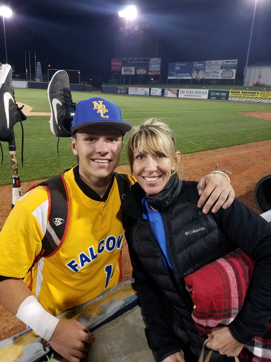 Kyle Davanaugh tweet media