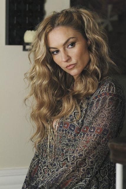 Wendy Case
New Sons of anarchy fandom 
New character 
Ex junkie 
Mother of Abel Nathaniel Teller 
Ex wife of Jax Teller 
Single ship account 
All are welcome 
No drama unless planned 
Role play on time line 
No minors 
18+
Fighting get her family back
Original character friendly