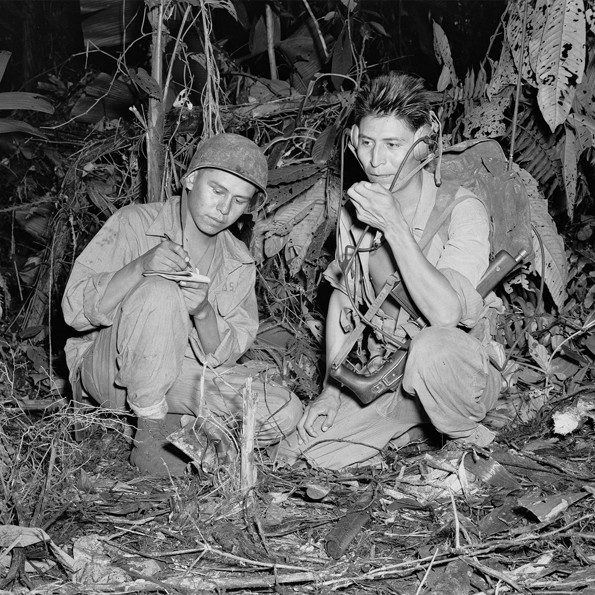 galluplibrary's tweet photo. OFPL PSA. FREE presentation and Q&A session.
Native American Code Talkers: A Lasting Legacy
Wednesday, May 19, 2–3 PM EDT
Hosted by the National Museum of the American Indian
Register at https://t.co/rSbXcHBEoW
#OFPL #librariesstrong #navajocodetalkers https://t.co/H3HU8Or6fo