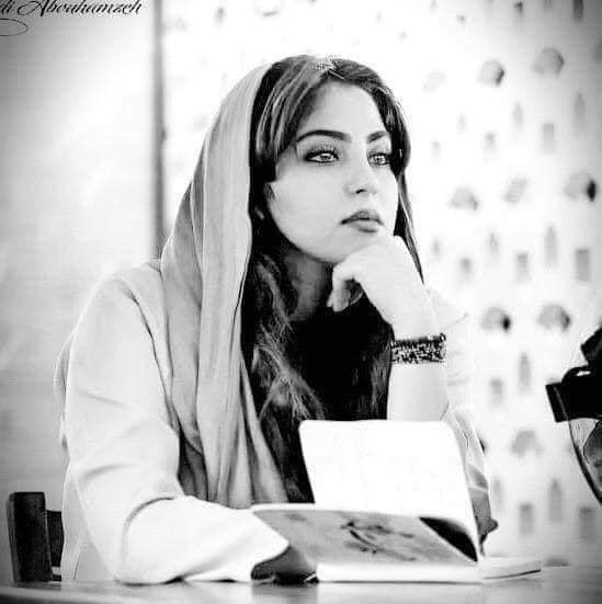 wlat_work's tweet photo. برینێڪ لەسەر دڵت بێت و چارەسەری
تەنھا بینینی من بێت و منیش مردبێتم🙂💔 https://t.co/RdmRkzp0oF