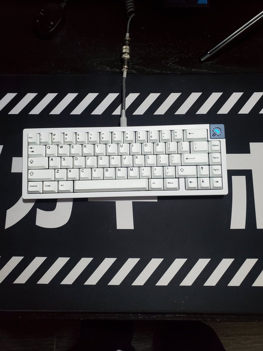 My newly built keyboard. Think6.5v2 with tealios v2 switches #mechanicalkeyboard