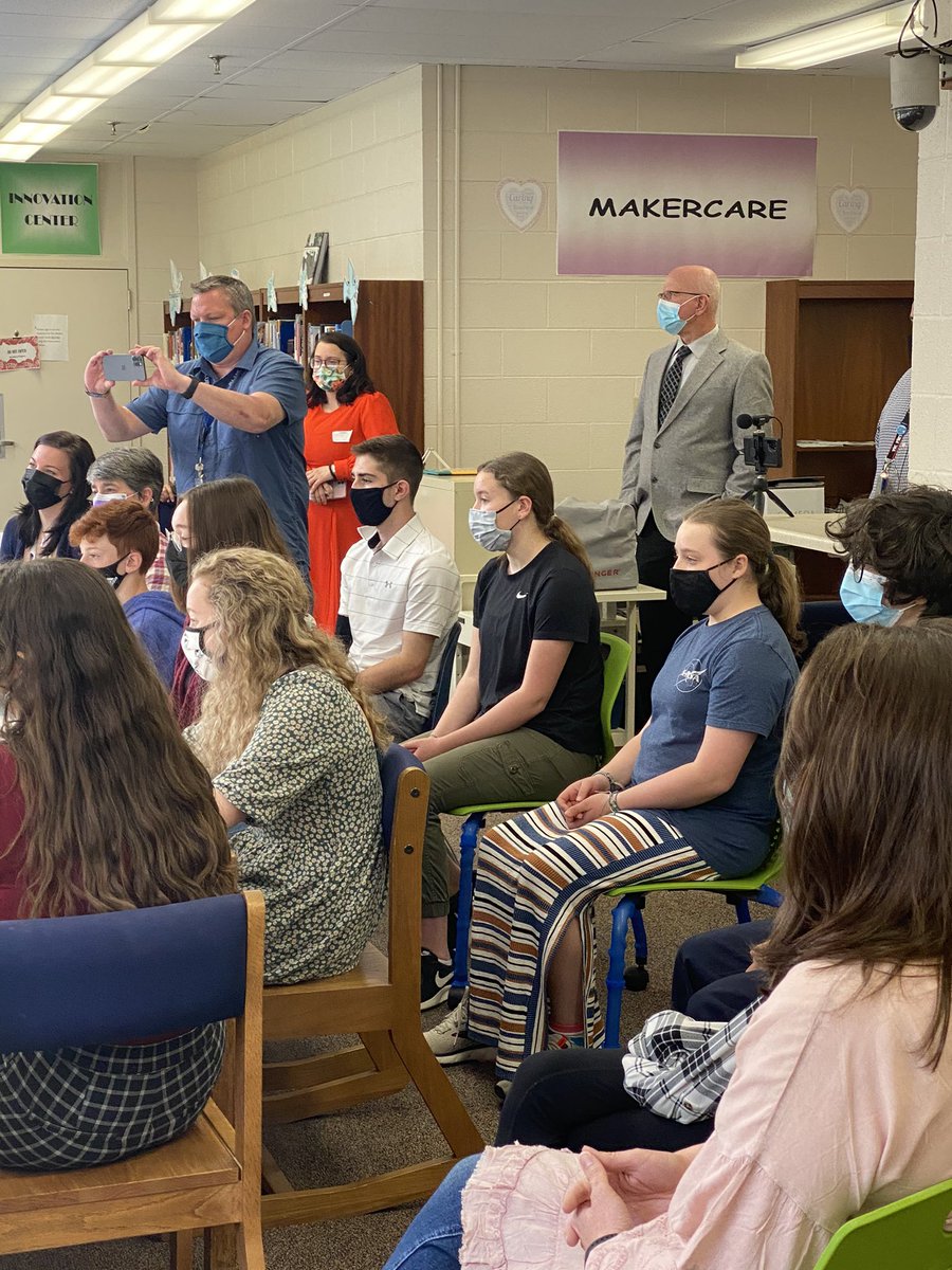 nh_middle's tweet photo. Today Senator Maggie Hassan paid a visit to Epping to speak with our school community about our experiences being in-person throughout this entire year. We were so proud to share how our entire community came together make this happen for our students! https://t.co/M11AIO3GnT