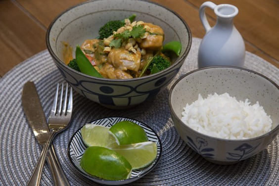 This week, <a href="/jillstable/">Jill Wilcox</a> shares one of her “go to” recipes when she wants to get dinner on the table fairly quickly and with a lot of bold flavour - Easy Thai Curry: tinyurl.com/ep3tvsw #ldnont