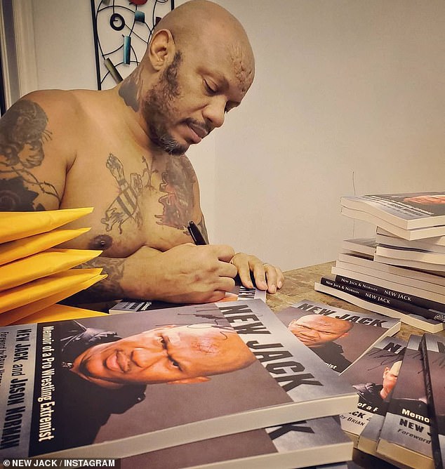 том круз джек ричер. джек холмс. райден metal gear rising. Jack ripher. дерзкая девушка на аву без лица.