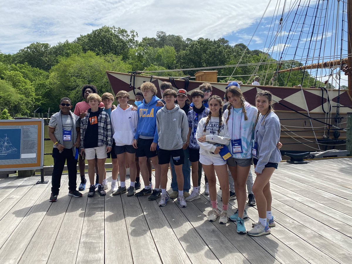8th-grade students have had a fabulous week in Jamestown, Williamsburg, and Washington, D.C.