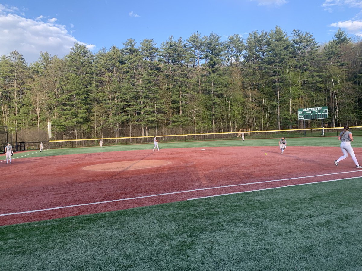 DartmouthSball's tweet photo. Last practice for 2021 in the books. Proud of how this group attacked a very difficult and challenging year.  Let’s get ✌🏻 more wins tomorrow! #WelcometotheWoods #DSB2021 https://t.co/CSWAwKej7I