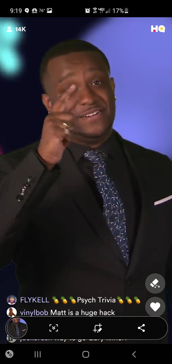 fragile122's tweet image. Love love love @mattwasfunny tie, not good at taking screenshots though