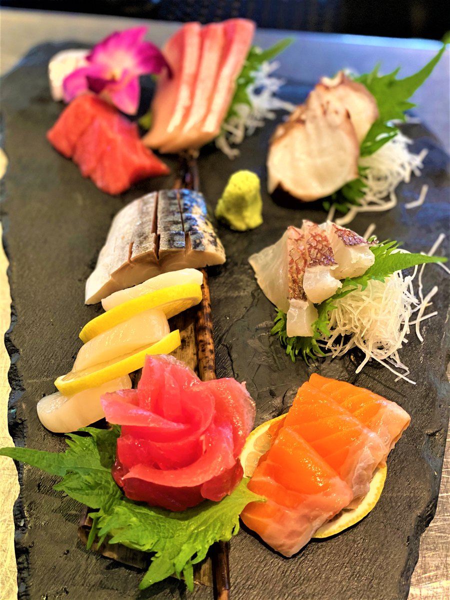 MorimotoMaui's tweet photo. Grab that special someone in your life that would enjoy splitting this beautiful platter with you and join us for a great date night sometime soon. The views are almost as gorgeous as the food! https://t.co/nJbqAZ2shv