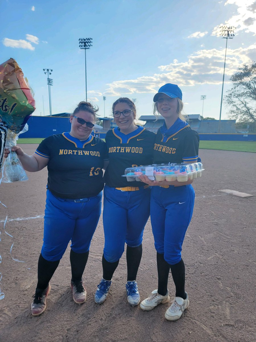 Congratulations to Mikayla for beating the school record for strikeouts in a season which was 137. She has 142 and counting!! She also hit 2 home runs tonight! 💙💙💙