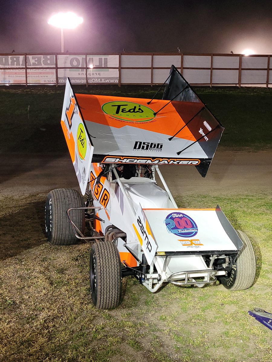 Brought our 305 to another 410 show at <a href="/jaxspeedway/">Jacksonville Speedwa</a>. Started p1 in the heat. Led a few laps, then the train came. We start p23 in the A. Finally got the motor running right. Tune into <a href="/dirtvision/">DIRTVision</a> soon.