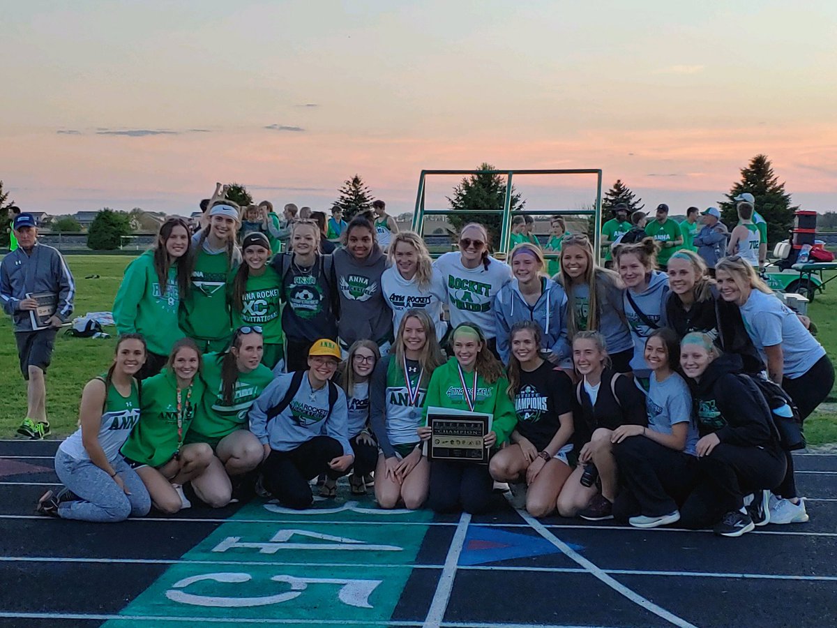 AnnaAthletics's tweet photo. Anna wins 3 of 4 SCAL Track and Field Championships this evening in the SCAL Meet at Anna — Taking 1st Place in HS Boys, HS Girls and JH Boys ; GO Rockets!!!! https://t.co/jX90rq62lT