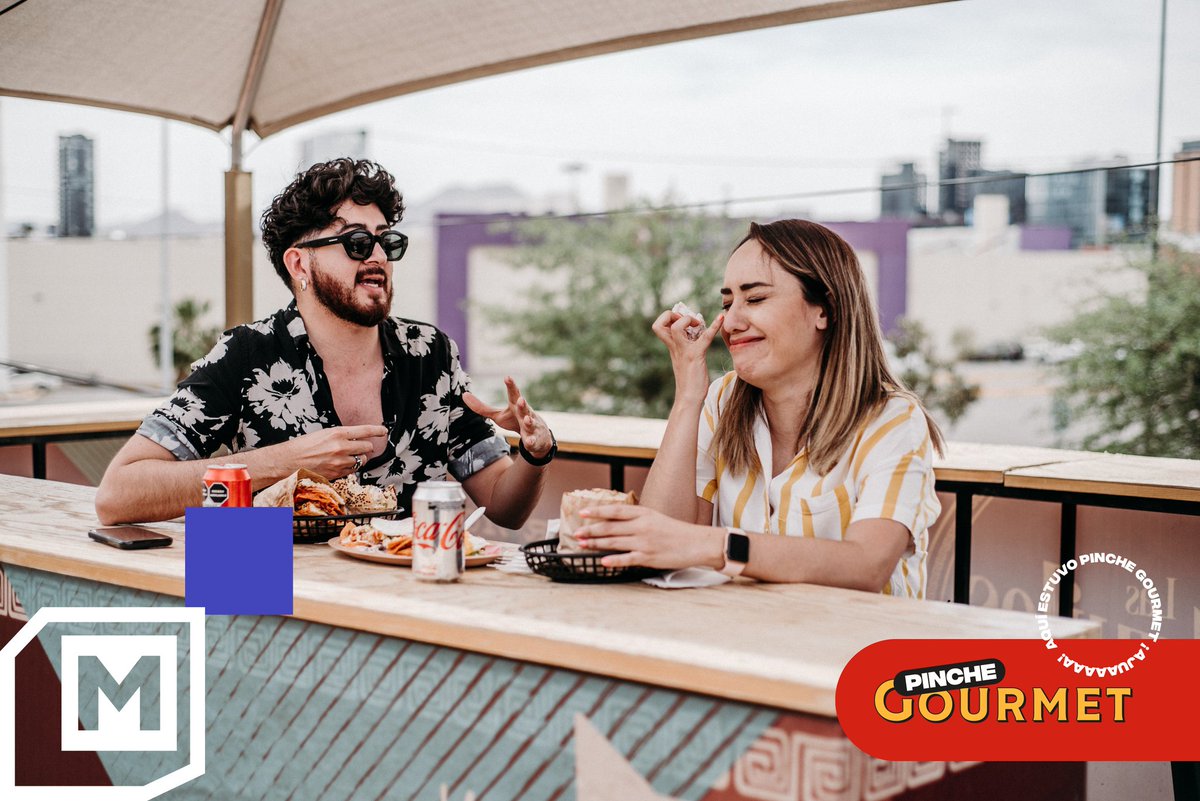 EmmeChannel's tweet photo. Sabor, antojo y una buena conversación entre @yayisvalles y @jesusherrerag, en el estreno de #PincheGourmet. Todo, en las deliciosas tortas de chilaquiles, Las Aquiles. 

#CUU #EMMEChannel https://t.co/YyH4XABHb0