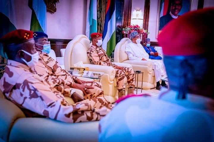 Opetuyii's tweet photo. President @MBuhari received in audience Lt. Gen. Mahamat Idris Deby Itno, President, Transitional Military Council of the Republic of Chad at State House, Abuja. 
14th May 2021
📷 @BayoOmoboriowo 
@FemAdesina https://t.co/3Pnvtw0l3n