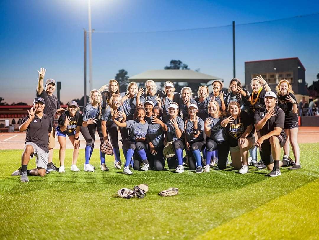 ROUND FOUR BABY 💙💛
