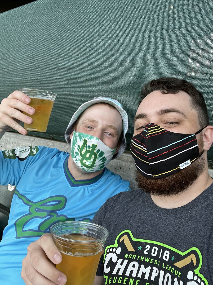 qmoore80's tweet image. We’re back! @EugeneEmeralds #SelcoSelfie