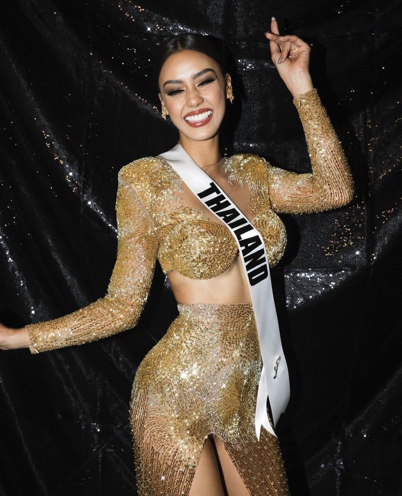 sundaymoonly's tweet photo. สวยเกินต้านนนนอแมนด้า #MissUniverse2020 https://t.co/7kqsuh6RwX