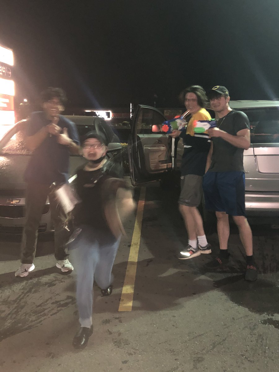 UWars2021's tweet photo. Amelia from Spraywatch has been ELIMINATED by GOLDEN SHOWERS!!! https://t.co/95oybXrcmD