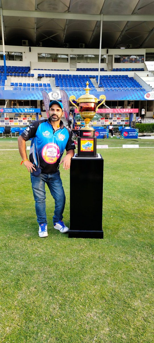 RanjeetCrickter's tweet photo. सभी साथियो से निवेदन है खेल रत्न से सम्मानित crickter ब्रजेश द्विवेदी जी फॉलो करें ।👇👇👇👇
@brajeshrdwivedi
#followplz https://t.co/pFGhlQSrEP