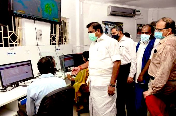 skarthikdotin's tweet photo. Real statesman don’t need a tv crew to show his work live.. He does his job honestly and that will make people speak of him.#EdappadiPalaniswami  #எடப்பாடியார் #TamilNadu https://t.co/mb3nwdDNrq