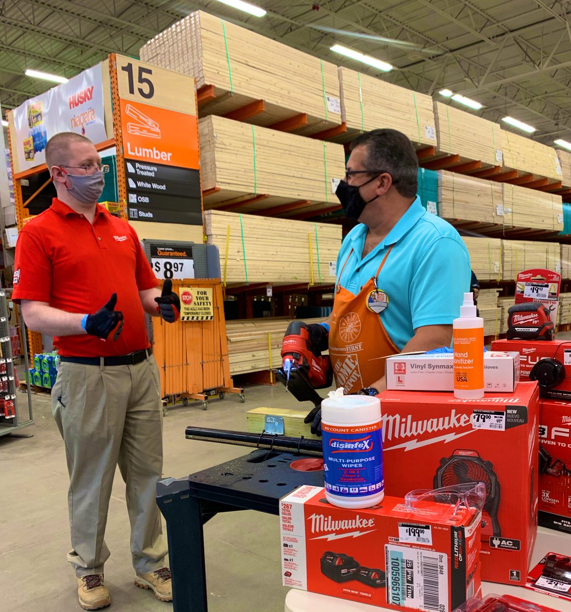 Thanks Matt for holding a Milwaukee Demo today!! Had a blast! @AsalazarHD3848 @MilwaukeeTool