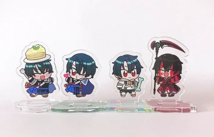 ちっちゃシノのアクリルスタンド作ったから見て〜〜〜!!!
1枚目左から
レモンパイうれしいシノ!
投げキッスシノ!
パラロイシノわん!
褒めろ!アニバシノ!

おうちはエンジェルポケット🍋🍋🍋 