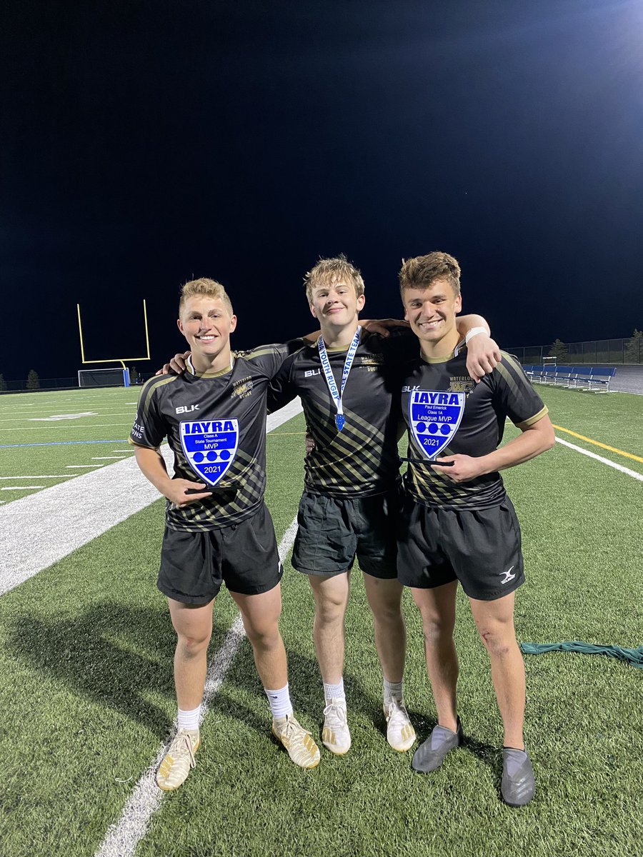 To cap off a perfect night we had three players receive post season awards... 

@David_Randall15:
2021 All-State Team
2021 All-State Elite Team
Paul Emerick Class 1A league MVP

<a href="/CarsonHartz/">Carson Hartz</a>: 
2021 All-State Team

<a href="/feldmannloo/">Alex Feldmann</a>: 
2021 State Tournament MVP