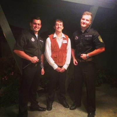 _acecruz's tweet photo. For anyone that hasnt seen this. Fetch wins best costume ever. #Mclovin #fogle #hi https://t.co/XPMzjoUIY6